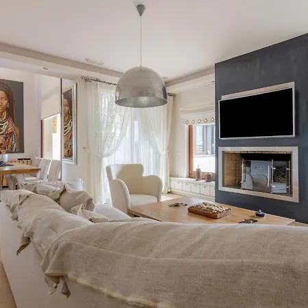 Villa Ble Oneiro Luxury *
