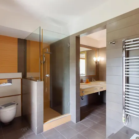 Ble Oneiro Luxury Villa