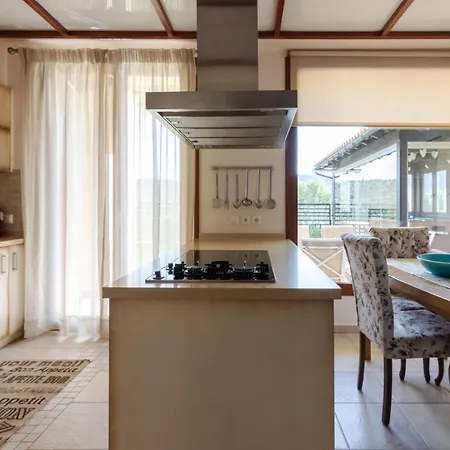 Ble Oneiro Luxury Villa *