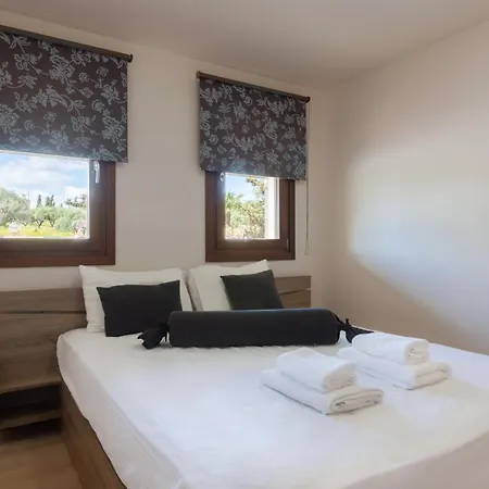 Ble Oneiro Luxury Villa