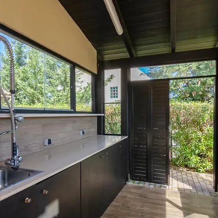 Ble Oneiro Luxury Villa *